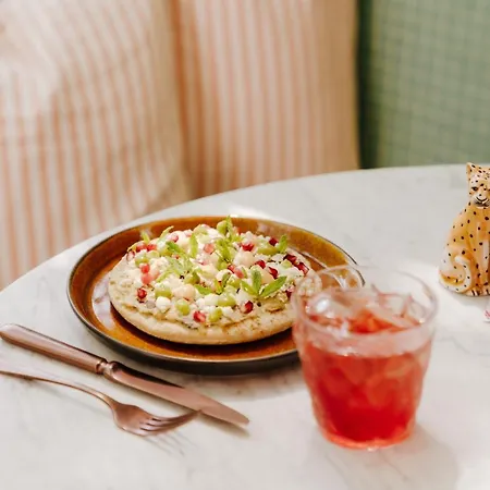 Hotel Boutique Helvetia 3*