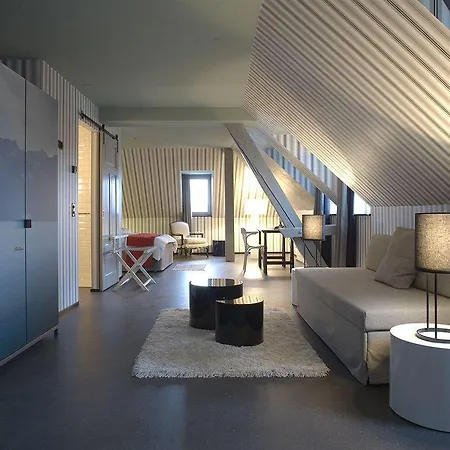 Boutique & Art Helvetia Готель 3*