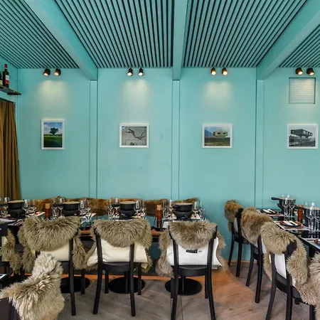 Boutique & Art Helvetia Готель