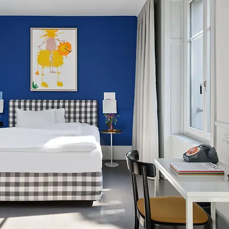 Готель Boutique & Art Helvetia 3*