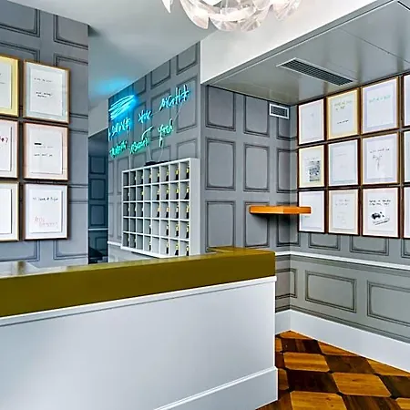 Boutique & Art Helvetia Цюрих