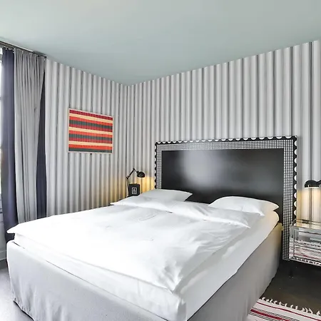 Boutique & Art Helvetia Готель