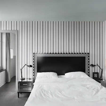 Готель Boutique & Art Helvetia 3*