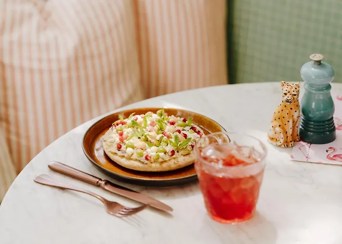 Ξενοδοχείο Boutique & Art Helvetia 3*